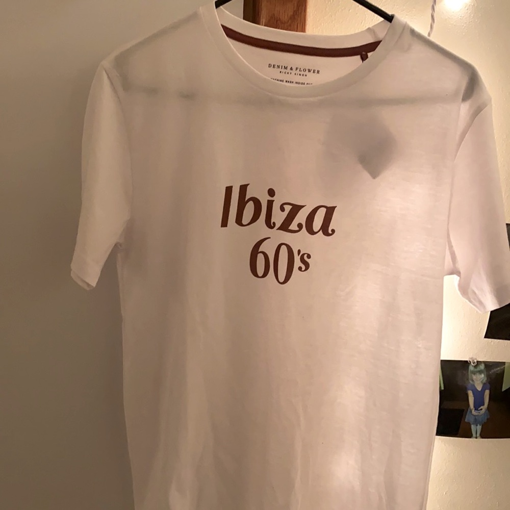 Just a normal tshirt, nice light material
